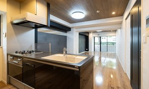 マンション1階　角部屋リフォーム♪